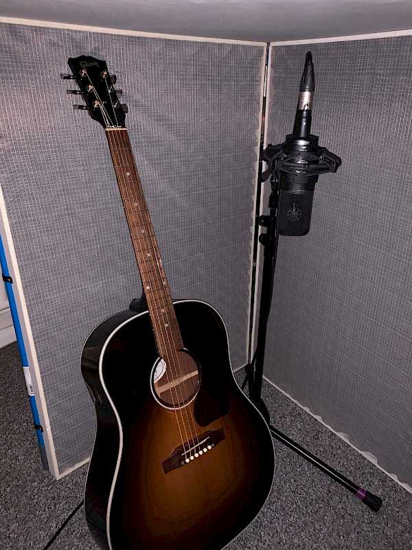 Preview image for blog post - Tennessee Twin - Back in the recording studio!