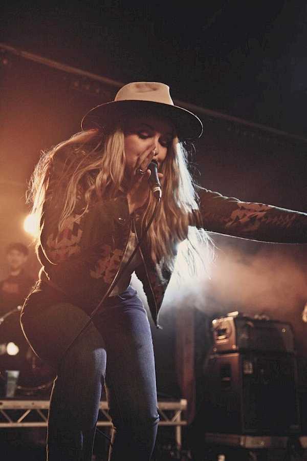 Preview image for blog post - Tennessee Twin - BBQ Bus - CANCELLED