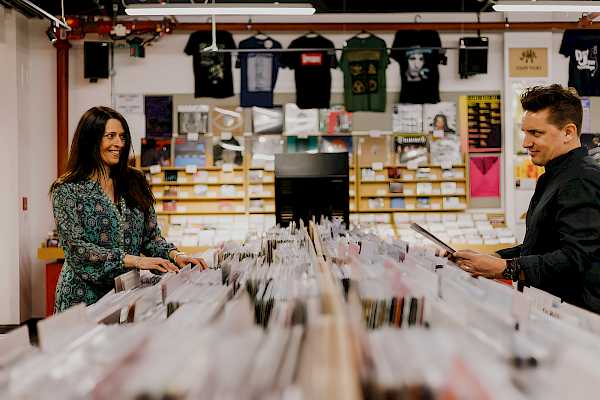 Preview image for blog post - Tennessee Twin - Secret Garden Sessions - Easter Sunday!